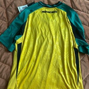 NWT Jamaica soccer jersey youth large
